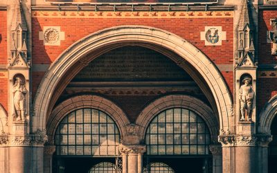 What Is a DMC? A Complete Guide to Destination Management Companies (and How SkyMar DMC Delivers in Amsterdam)